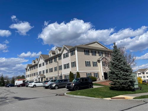 apt-111-20 Sentinel Ct, Manchester, NH, 03103-4494 | Card Image