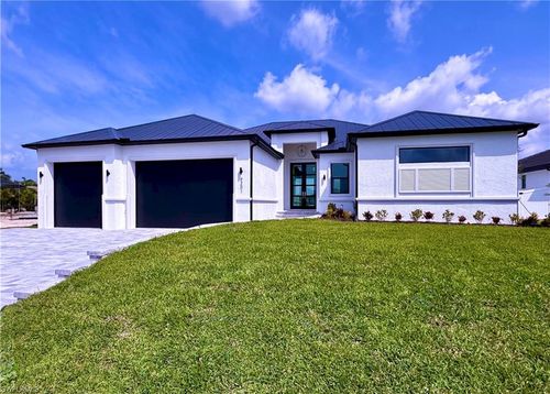 4201 Gulfstream Pkwy, Cape Coral, FL, 33993-9544 | Card Image