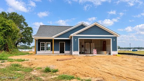 205 Vineyard Drive, La Grange, NC, 28551 | Card Image