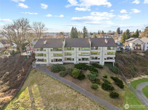 apt-103-101 Pine Ave, Snohomish, WA, 98290-3058 | Card Image