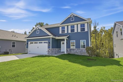 547 Jubilee Dr, Whitmore Lake, MI, 48189-9057 | Card Image