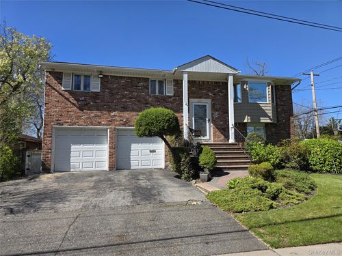 415 Yale Avenue, Hempstead, NY, 11598 | Card Image