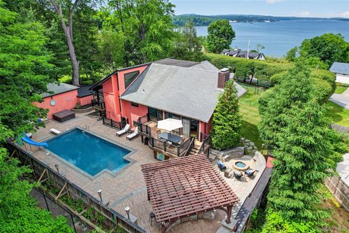 4 Grandview Ave, Cornwall On Hudson, NY, 12520-1206 | Card Image