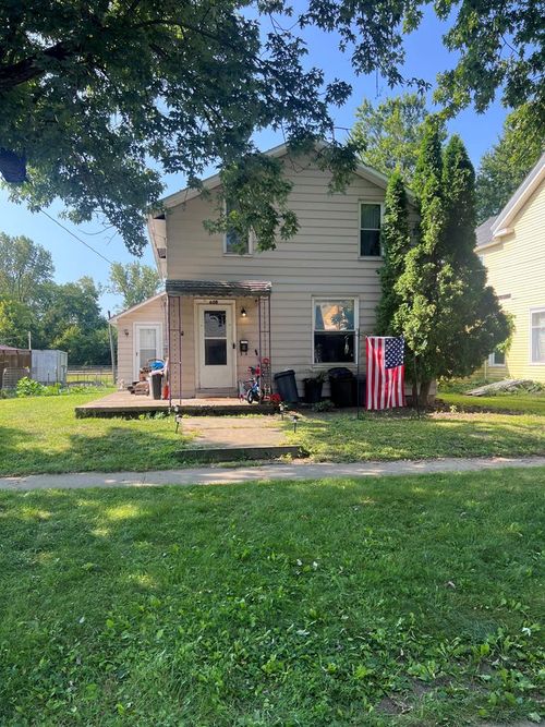 608 W Bucyrus St, Crestline, OH, 44827-1638 | Card Image