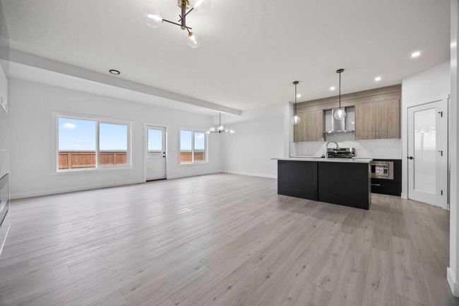 501 Corner Meadows Way Ne, House other with 3 bedrooms, 3 bathrooms and 4 parking in Calgary AB | Image 21