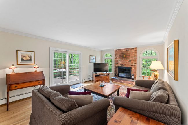 6 Middlebrook Pond Rd, House other with 4 bedrooms, 3 bathrooms and null parking in Redding CT | Image 8