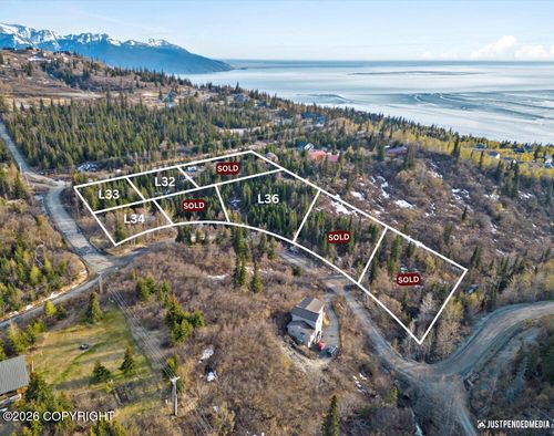 L34 B2 Finland St, Anchorage, AK, 99516 | Card Image