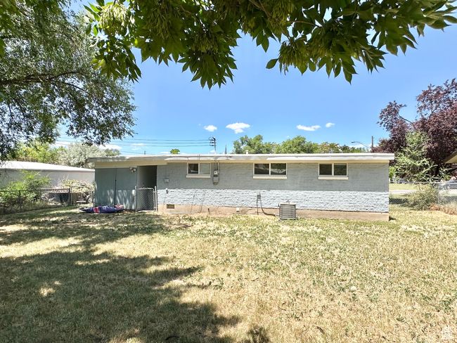 Back yard | Image 21