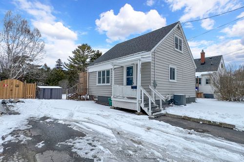 383 Campbell St, Cobourg, ON, K9A4C1 | Card Image