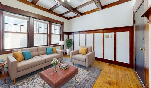 apt-204-604 Holly Ave, Saint Paul, MN, 55102-2266 | Card Image