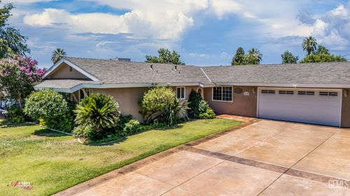 3630 Redlands Dr, Bakersfield, CA, 93306-2124 | Card Image