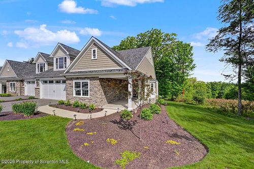 217 Oak Hill Circle, South Abington Twp, PA, 18411 | Card Image