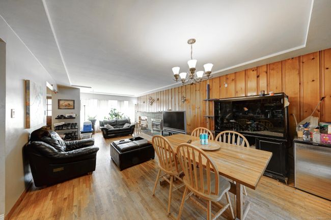 11687 98 A Avenue, House other with 4 bedrooms, 2 bathrooms and 4 parking in Surrey BC | Image 11