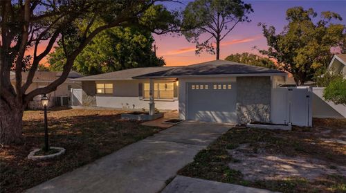 2190 Scotland Dr, CLEARWATER, FL, 33763-1340 | Card Image