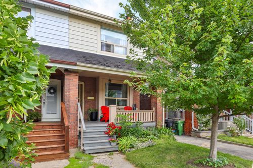 95 Caithness Ave, Toronto, ON, M4J3X9 | Card Image