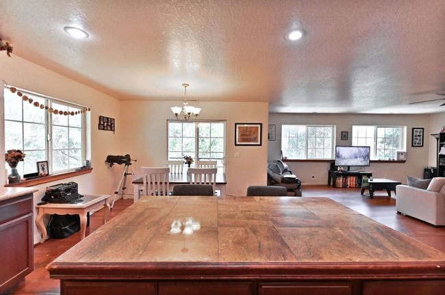 22464 N Tuolumne Rd, House other with 3 bedrooms, 3 bathrooms and null parking in Twain Harte CA | Image 9