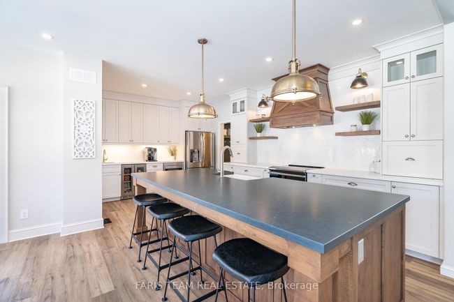 15 Pods Lane, House other with 5 bedrooms, 3 bathrooms and 8 parking in Oro-Medonte ON | Image 7
