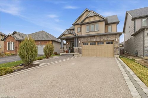 54 Nightingale Drive, Brantford, ON, N3T0G3 | Card Image