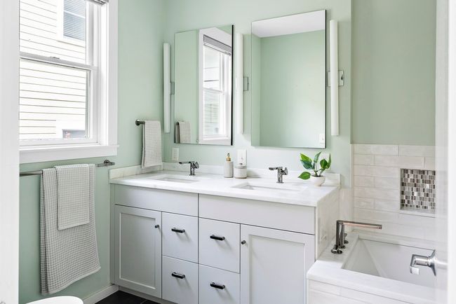 2 - 45 Russell St, Condo with 5 bedrooms, 5 bathrooms and 2 parking in Somerville MA | Image 12