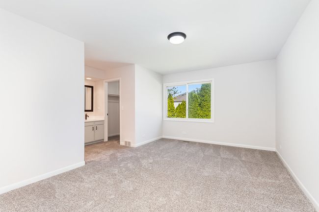 334 Ashland Ave, Townhouse with 2 bedrooms, 3 bathrooms and 2 parking in Highwood IL | Image 9