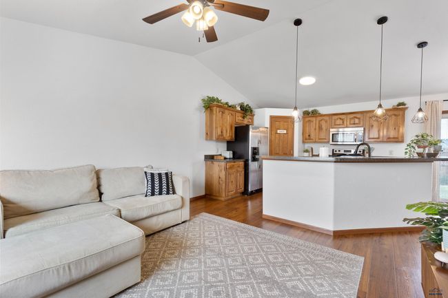 342 Big Badger Dr, House other with 3 bedrooms, 2 bathrooms and null parking in Box Elder SD | Image 4