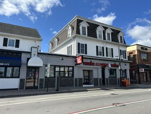 212 Atwells Ave, Providence, RI, 02903-1526 | Card Image