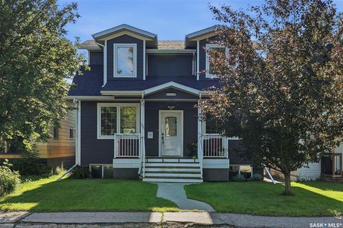 2218 St Andrews Ave, Saskatoon, SK, S7M0M3 | Card Image