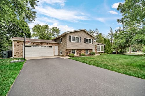 1904 Burr Oak Ln, Lindenhurst, IL, 60046-9258 | Card Image