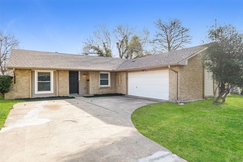 5038 Overcrest Dr, Garland, TX, 75043-4931 | Card Image