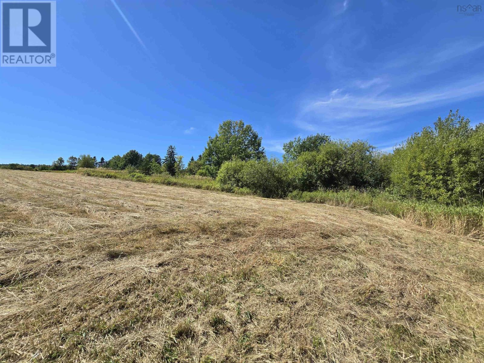 Land in Sylvester 5
