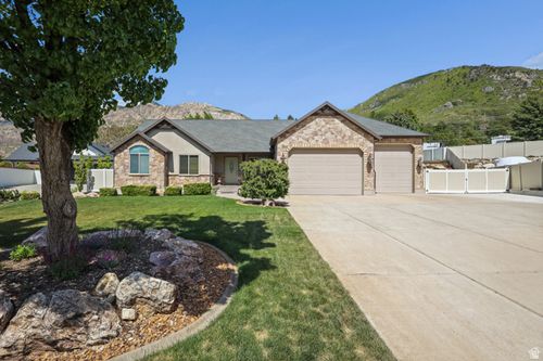 1348 E 2450 N, North Ogden, UT, 84414-2563 | Card Image
