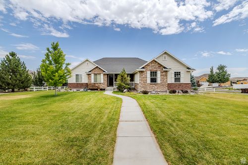 8768 Peppergrass Dr, Eagle Mountain, UT, 84005-6236 | Card Image