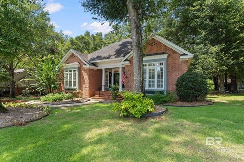 137 Mcintosh Bluff Rd, Fairhope, AL, 36532-3327 | Card Image