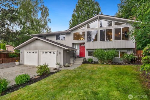 2231 102nd Pl Se, Everett, WA, 98208-4210 | Card Image