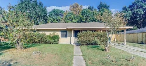 1003 Wilson Dr, Gulfport, MS, 39507-2740 | Card Image