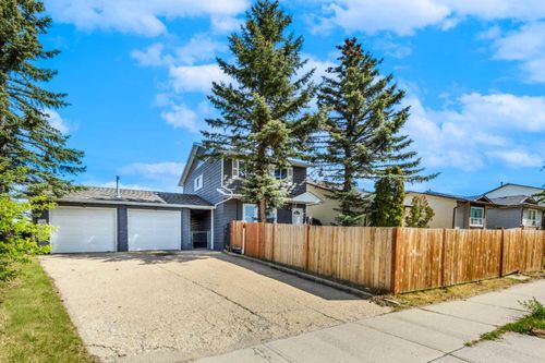 120 Whitefield Dr Ne, Calgary, AB, T1Y5X2 | Card Image