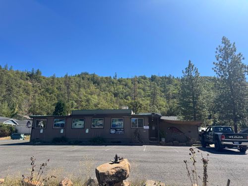 20756 Highway 62, Shady Cove, OR, 97539-7700 | Card Image