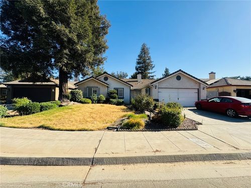 4189 W Providence Ave, Fresno, CA, 93722-6846 | Card Image