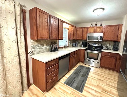 409 E Lane St, Jewell, IA, 50130-7731 | Card Image