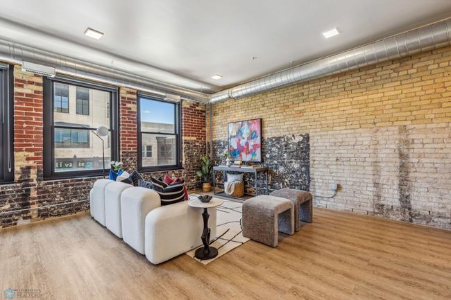 Living Room | Image 4