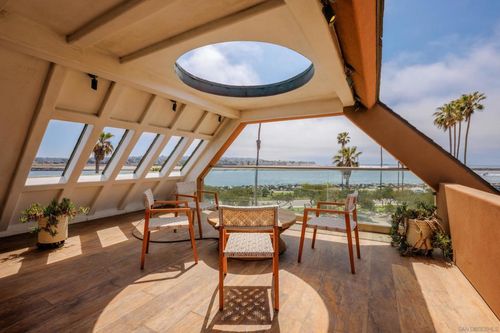 2617 Ocean Front Walk, San Diego, CA, 92109-8242 | Card Image