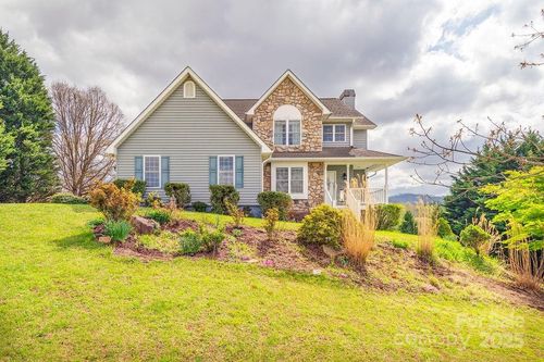 104 Double Brook Dr, Weaverville, NC, 28787-7312 | Card Image