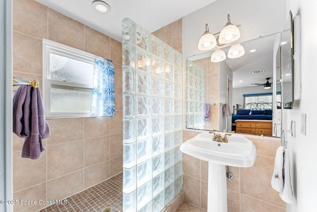 Primary Bath | Image 37