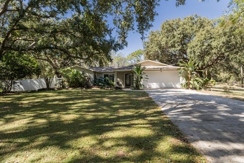 6709 9 Iron Ct, Wesley Chapel, FL, 33544-3726 | Card Image