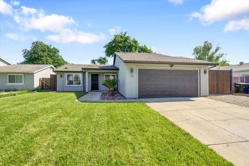 23 Dempster Court, Sacramento, CA, 95823 | Card Image