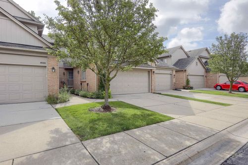 4928 Royal Cove Dr, Shelby Twp, MI, 48316-1503 | Card Image
