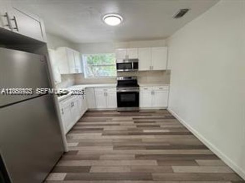 1-2813 Dewey St, Hollywood, FL, 33020-4719 | Card Image