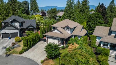 10224 Gray Rd, House other with 6 bedrooms, 3 bathrooms and 7 parking in Rosedale BC | Image 1