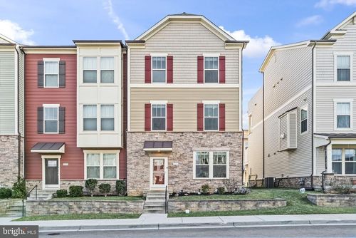 8811 Shady Pines Dr, FREDERICK, MD, 21704-6735 | Card Image