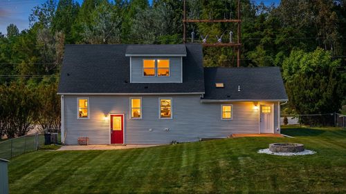 799 N 400 E, Valparaiso, IN, 46383 | Card Image